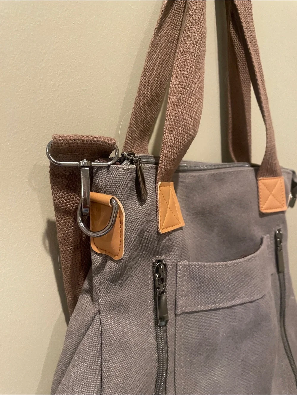 Canvas Tote Bag in brown  with Chestnut Trim like new